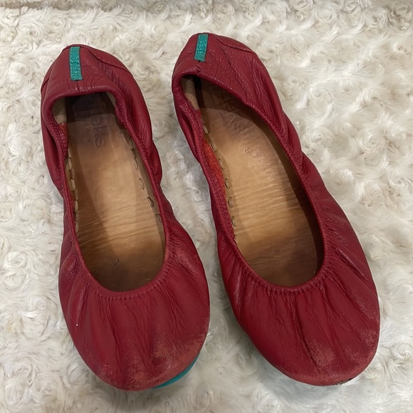 Tieks flats
